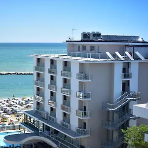 3* Hotel Universal